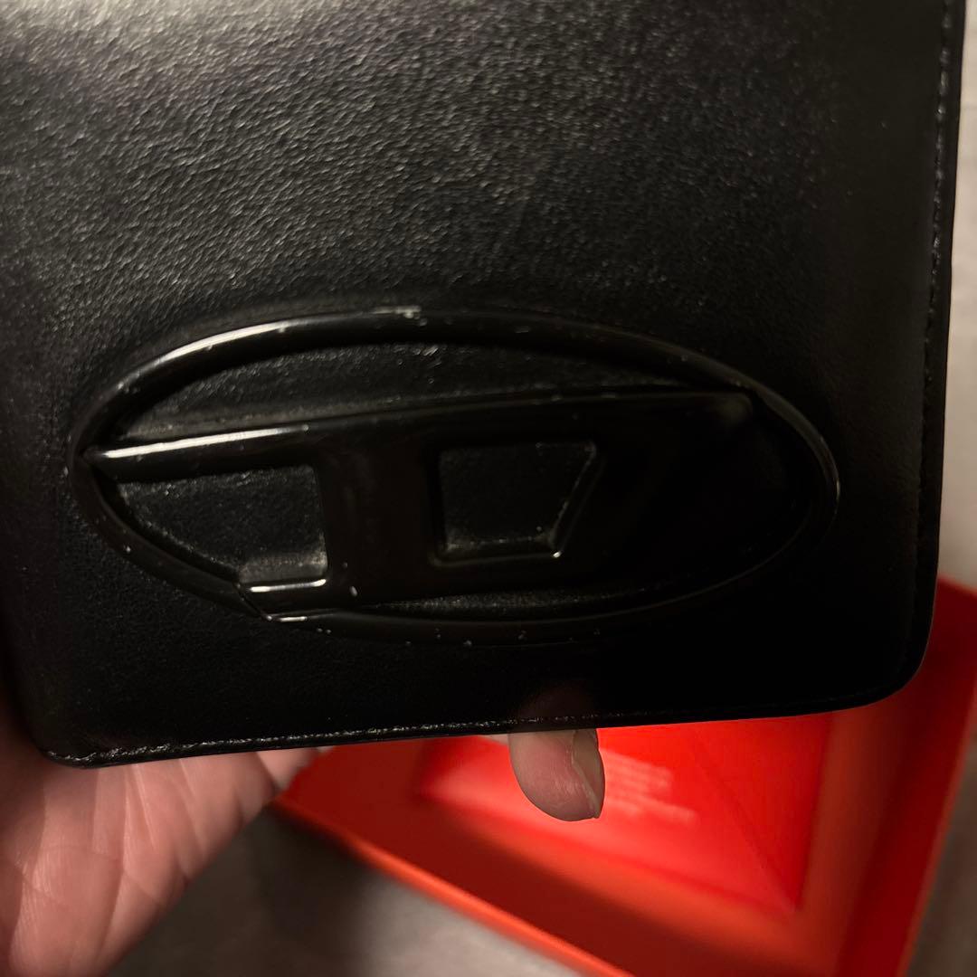 DIESEL 二つ折り財布 ブラック IS310
