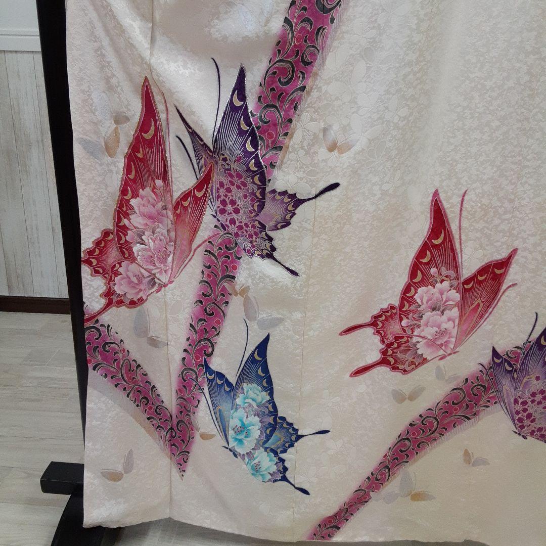 820正絹振袖 白 蝶模様160cm~