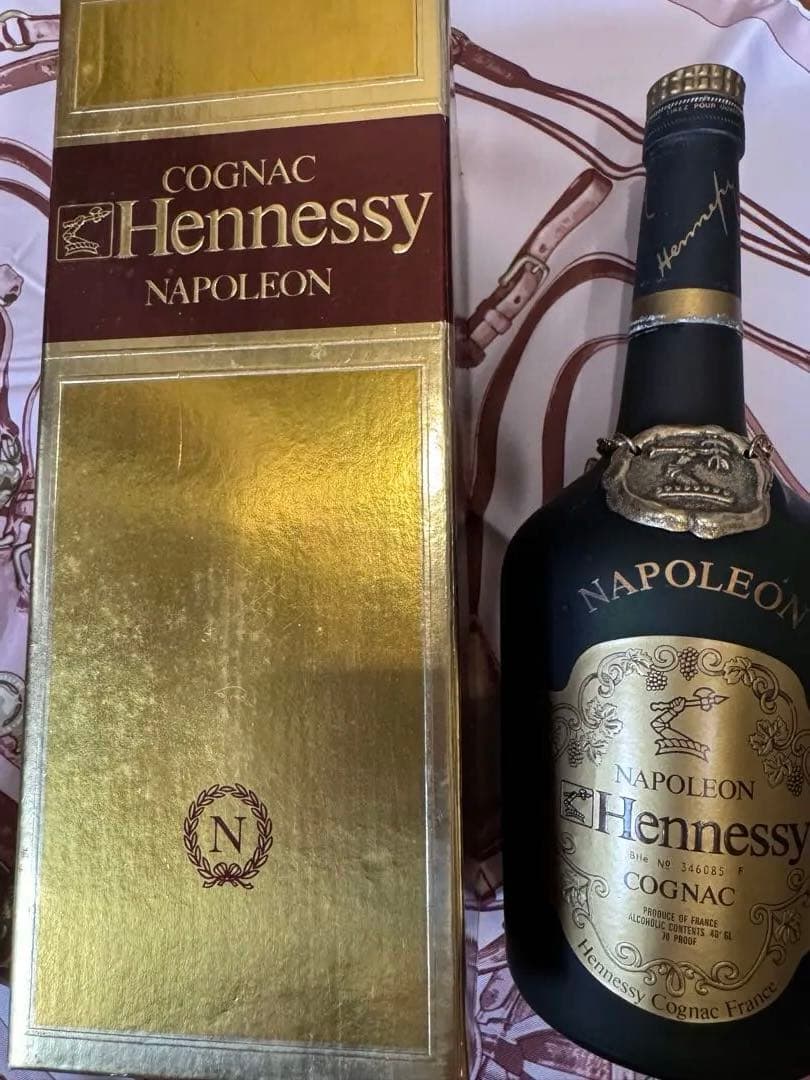 Hennessy Napoleon コニャック 750ml