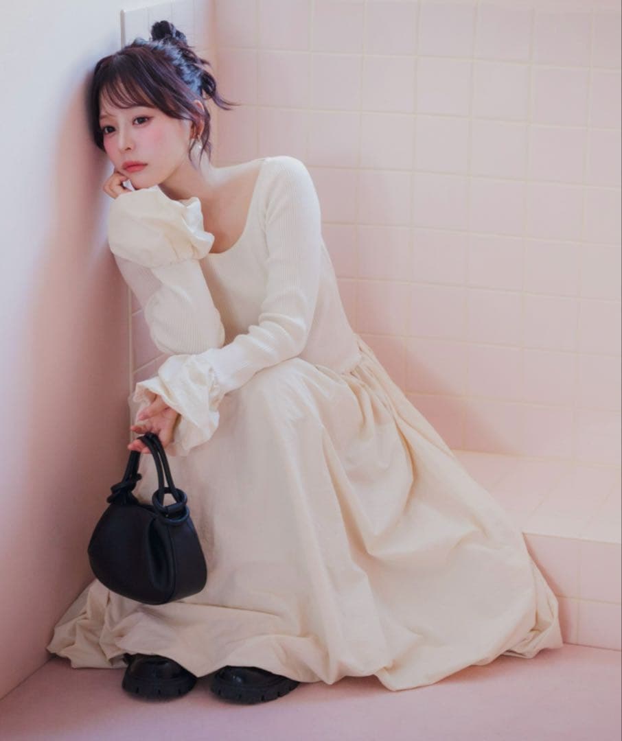 ニットドッキングバルーンワンピース