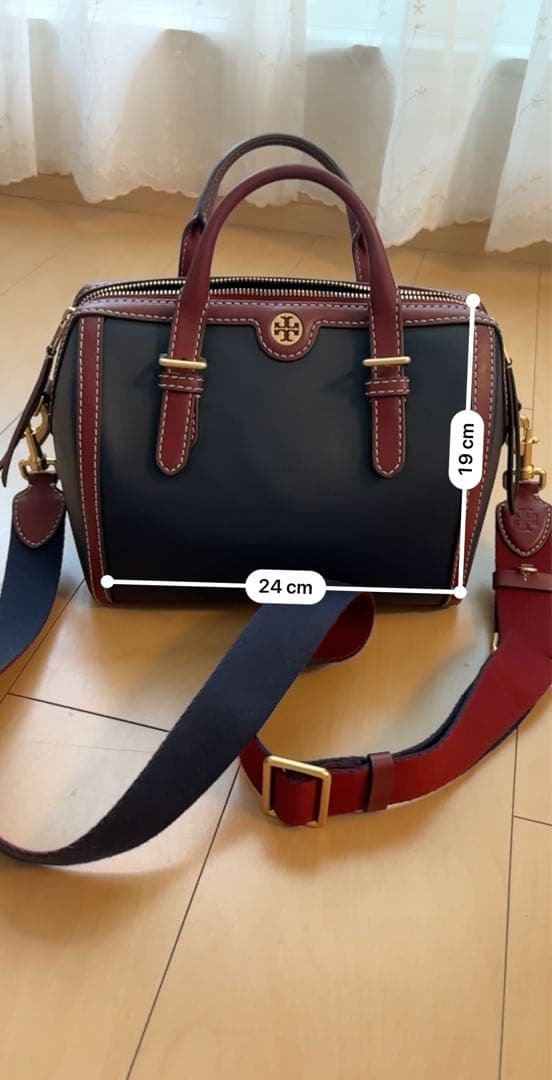 トリーバーチ　ボストンバック