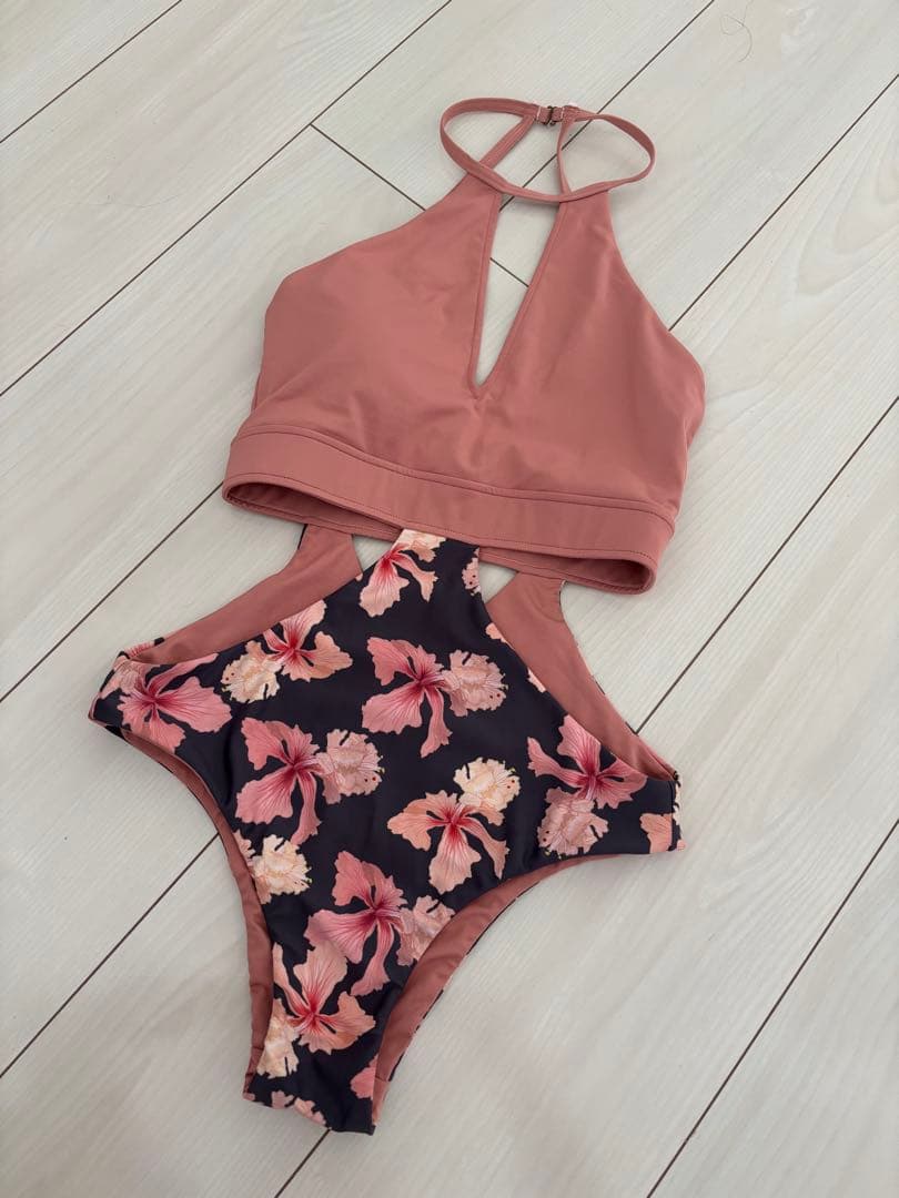 お値下げalexiastam ビキニ　ケイトリン