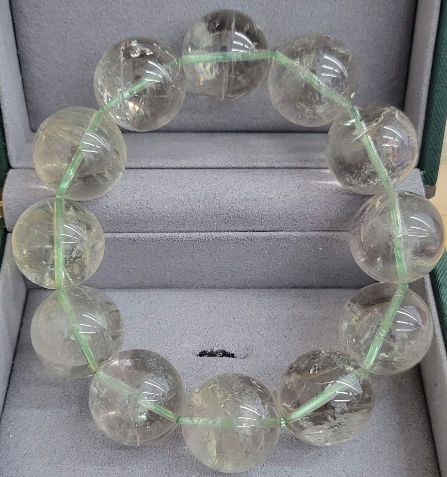 ！秘蔵石！究極入手困難！ウラル産！激レア！グリーンレムリアン水晶ブレスレット