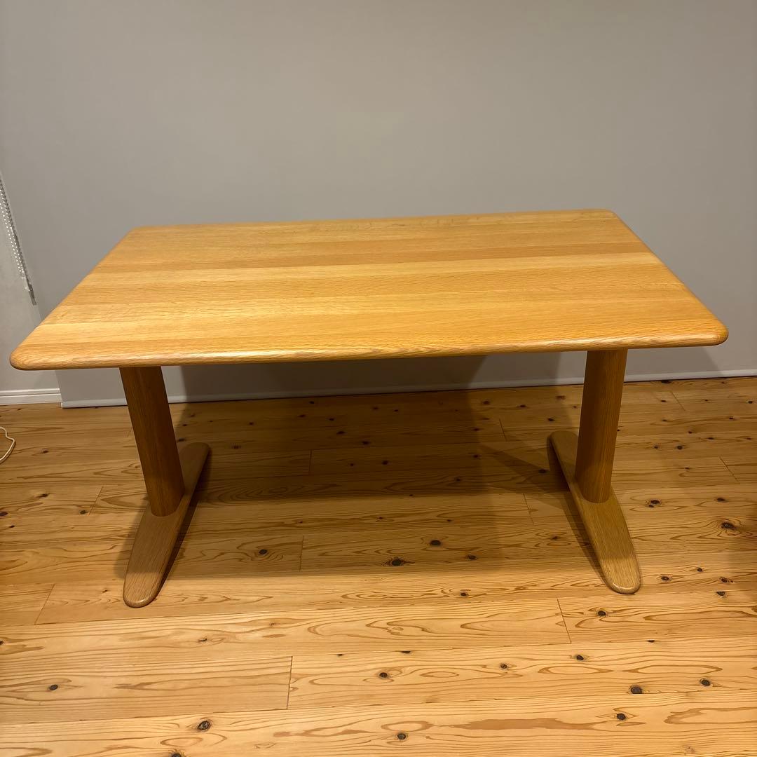 飛騨産業135キツツキマーク無垢オーダーダイニングテーブル侭 角丸型2本脚丸角型