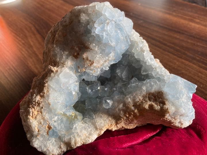 【値下】セレスタイト 原石 晶洞 クラスター　セレスティアルピロー®️付き