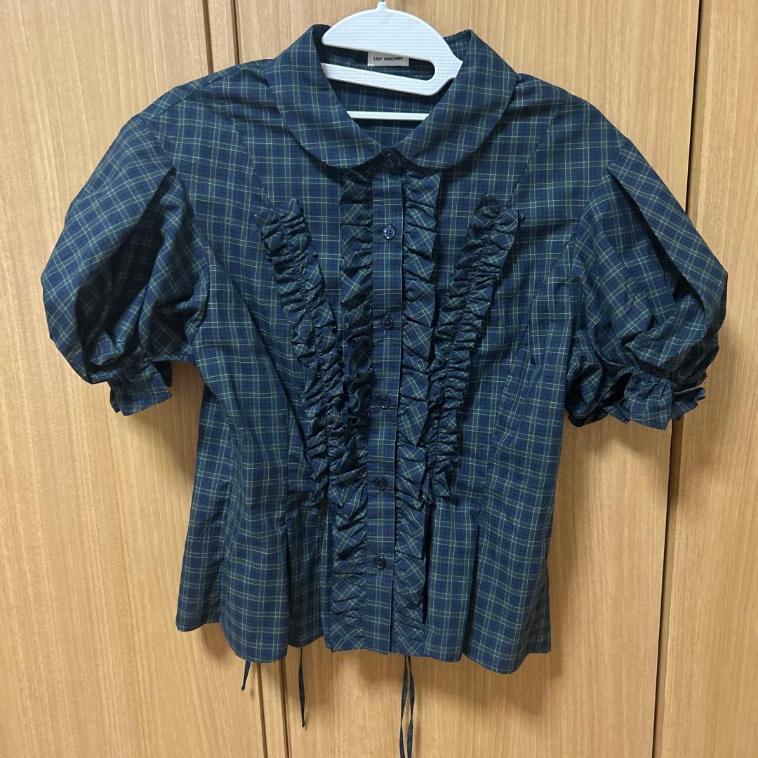 Lilybrown リリーブラウン フリルレースアップブラウス