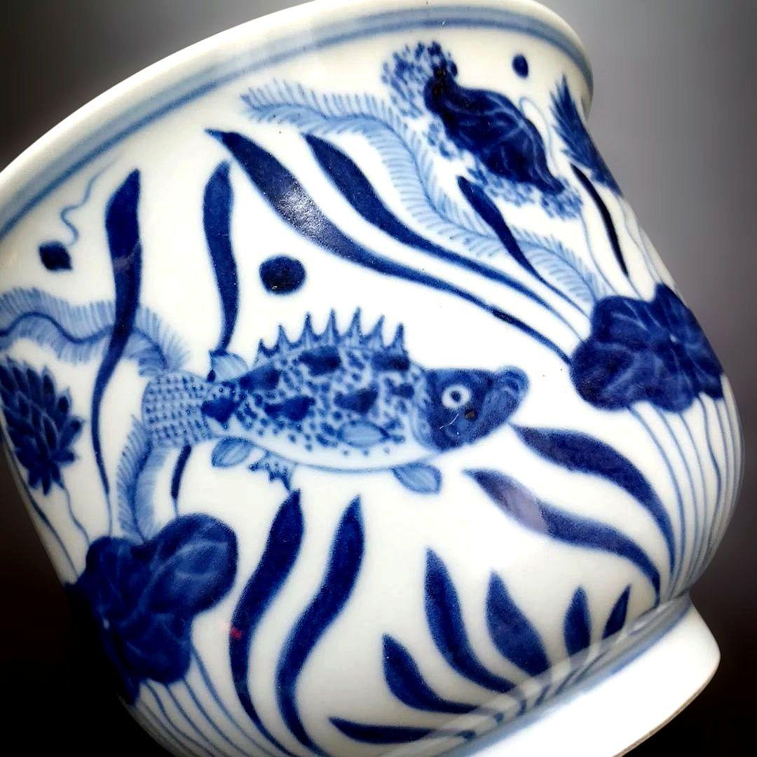 明　染付け魚藻文鉢　中国古美術