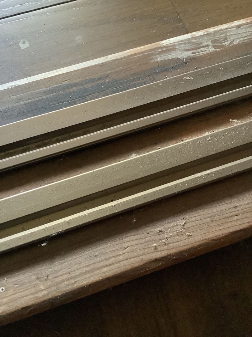 昭和のガラス建具2枚　三重県引き取り　石目レトロガラス板