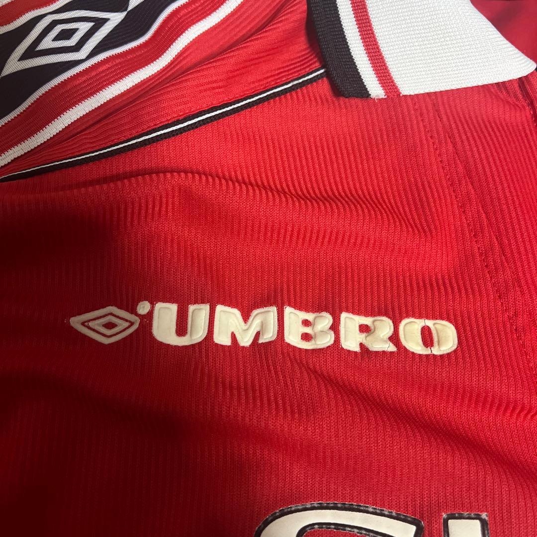 マンチェスター・ユナイテッド UMBRO（アンブロ）製 サッカーユニフォーム　M