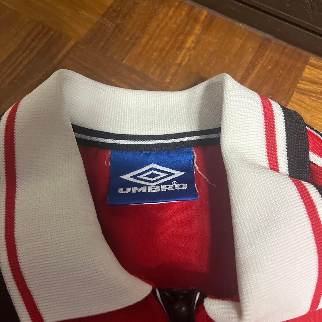 マンチェスター・ユナイテッド UMBRO（アンブロ）製 サッカーユニフォーム　M