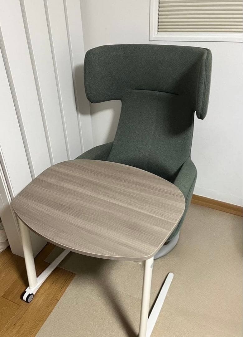 【トミー】②オカムラ　パーソナル チェアライブス テーブルセット