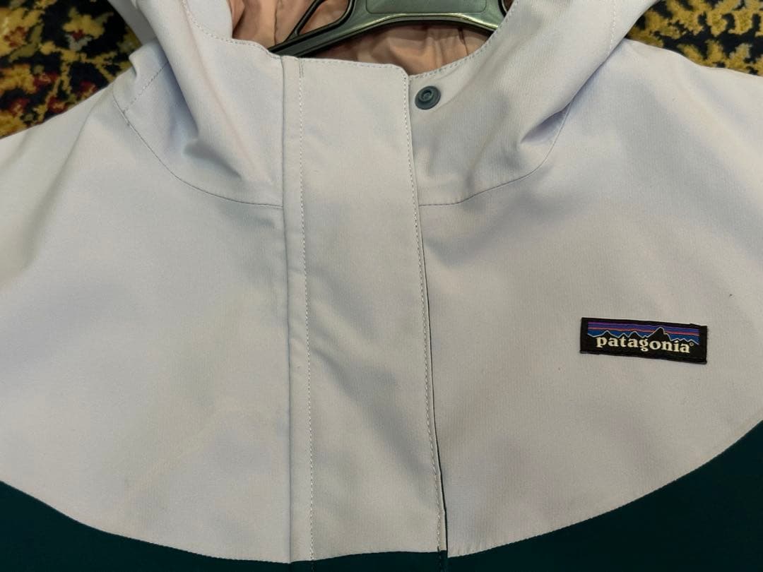 Patagonia 子ども用スキーウェアセット