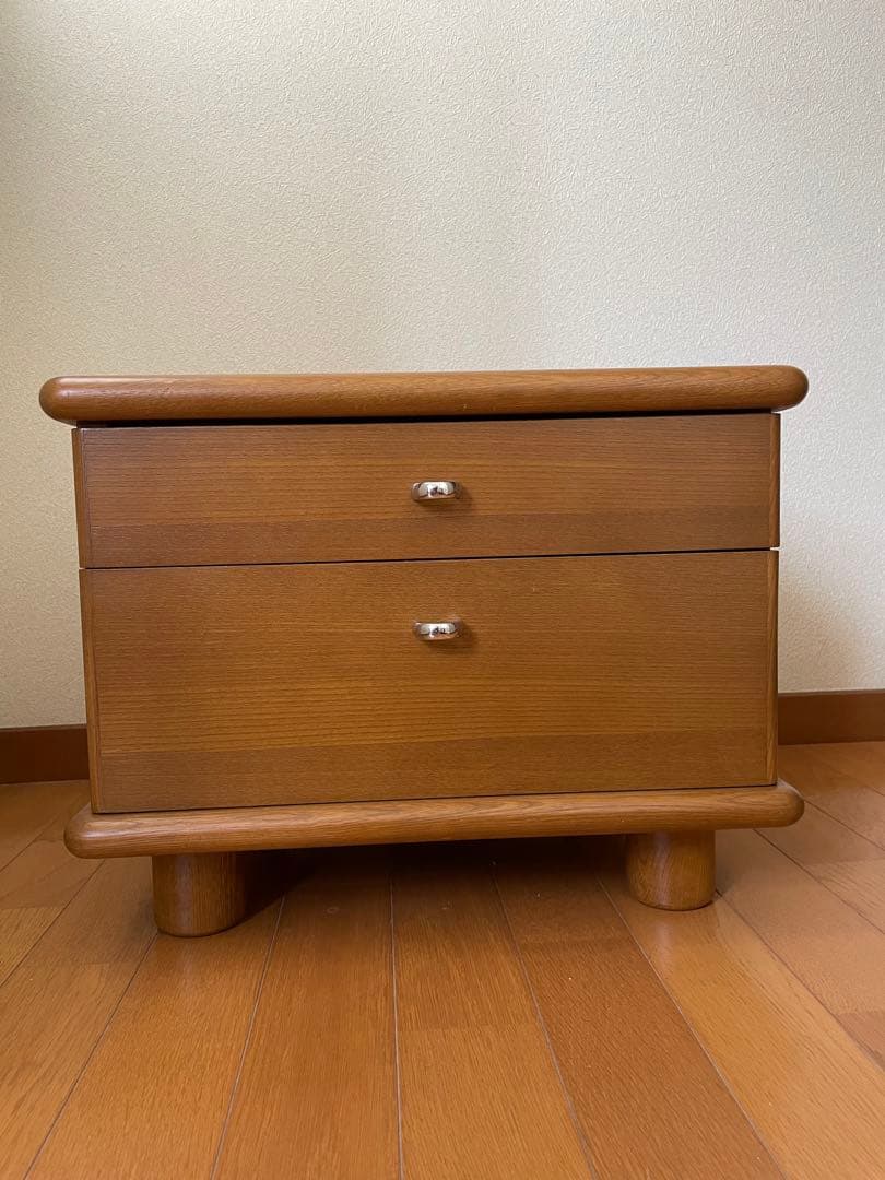 東京インテリア　ベッドサイドテーブル　サイドチェスト