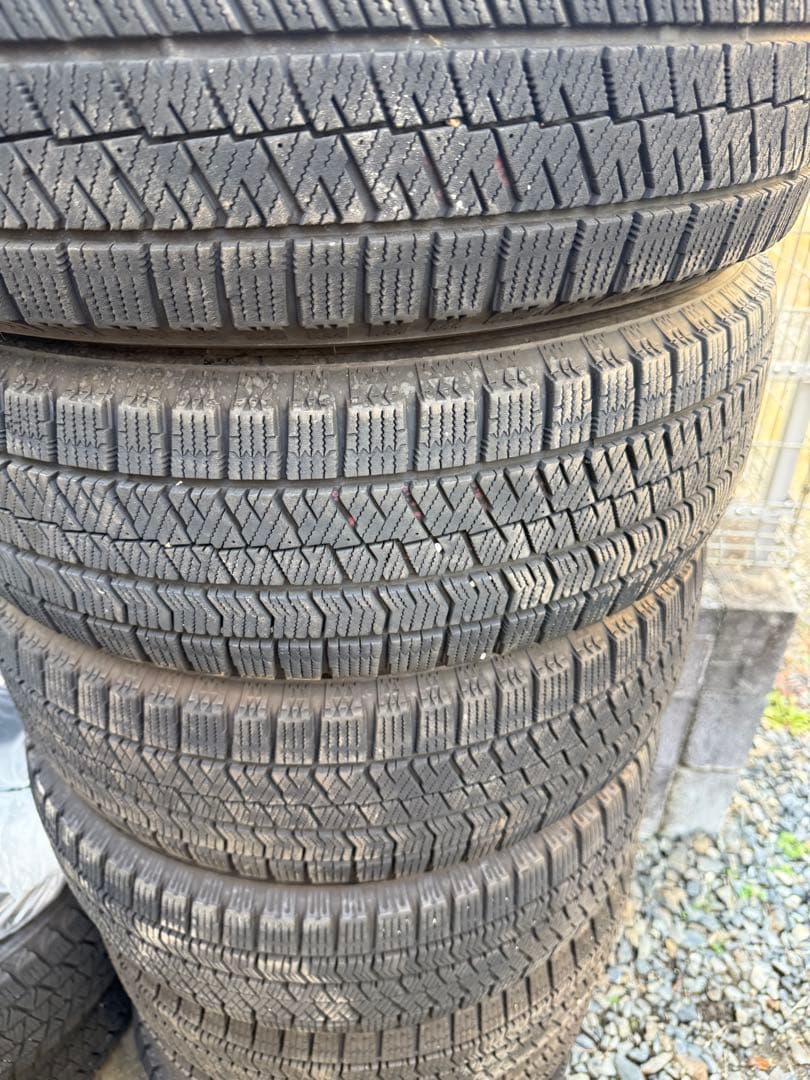 195/65R15 スタッドレス　溝あり　4本　22年製