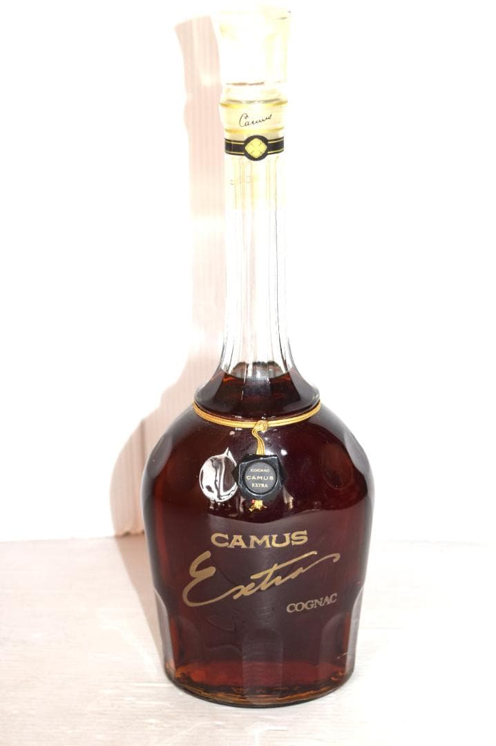 未開栓 CAMUS カミュ エクストラ ロングネック 700ml ブランデー