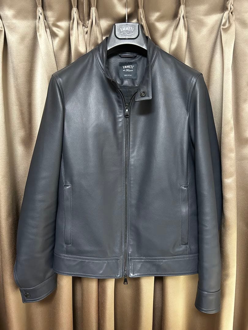 【美品】EMMETI エンメティ JURI ダークグレー 44 限定カーフレザー