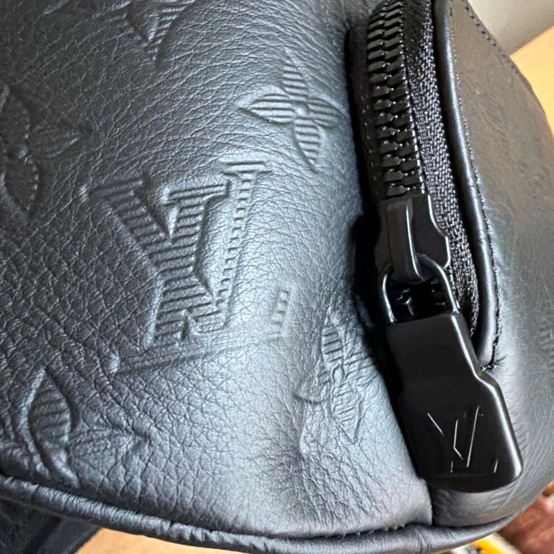 LOUIS VUITTON ルイヴィトン