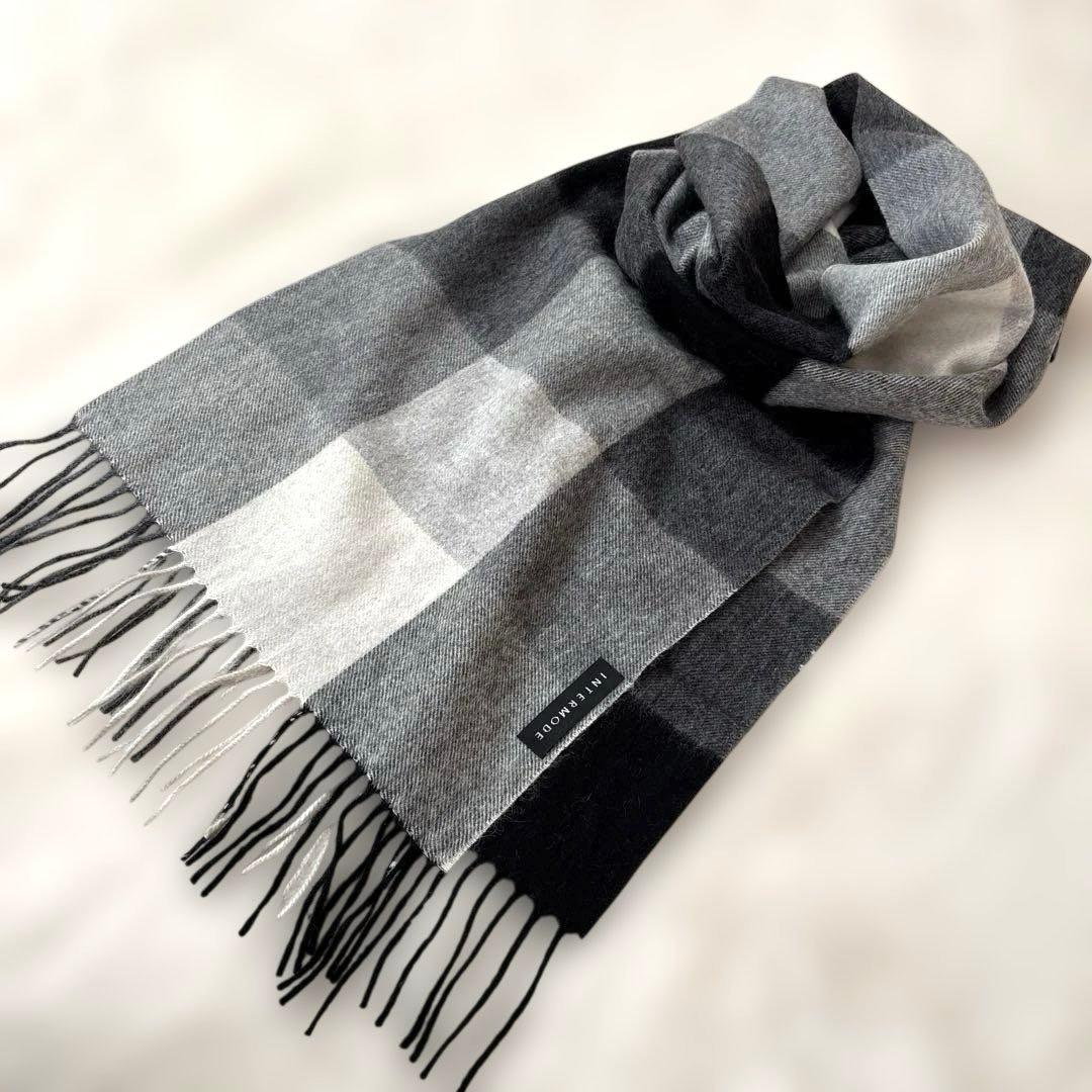 美品INTERMODE カシミアブロックチェック　ストール　グレーブラック
