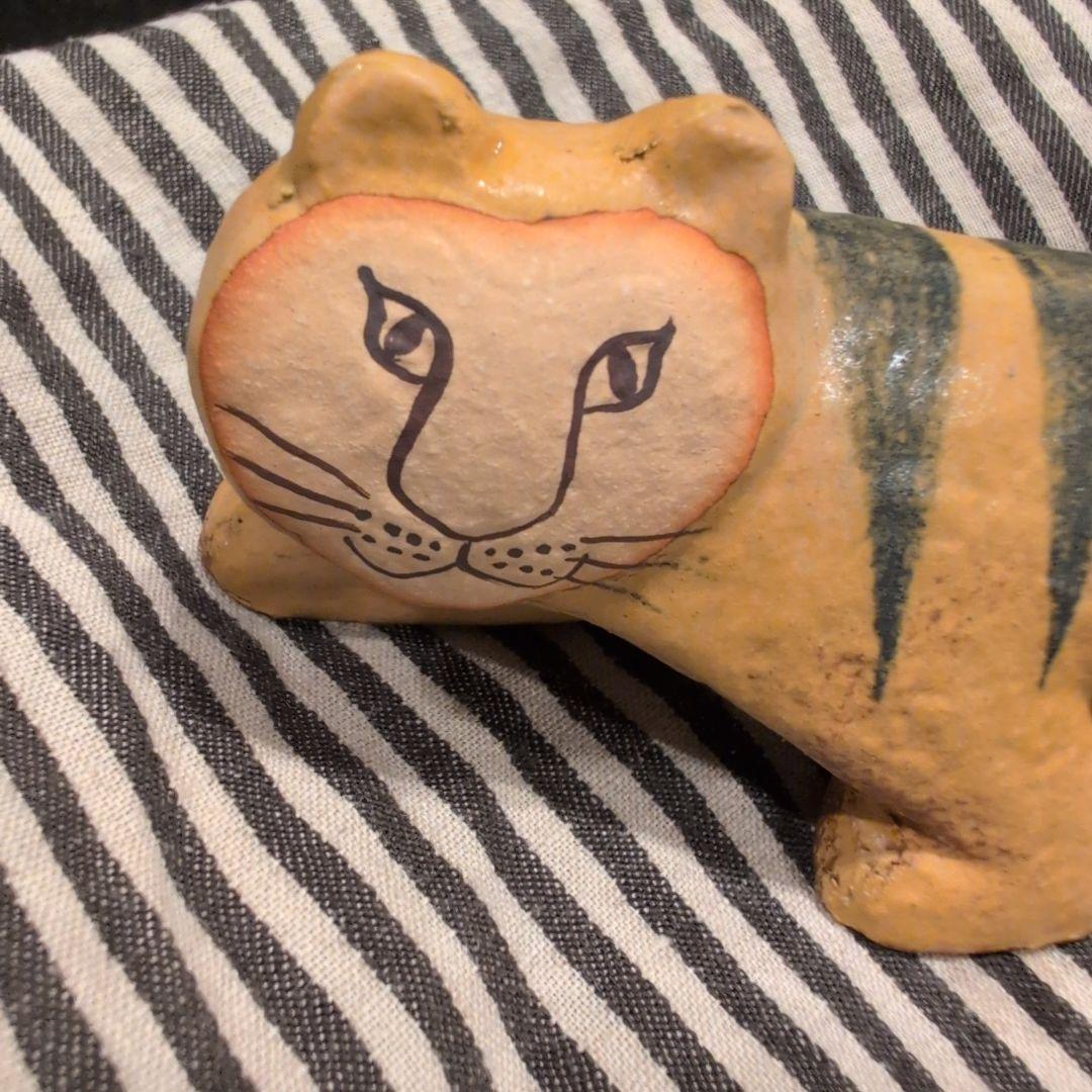 リサラーソン 大 トラ