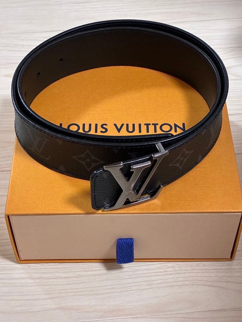 ルイ・ヴィトン　LV イニシャル リバーシブル ベルト モノグラム