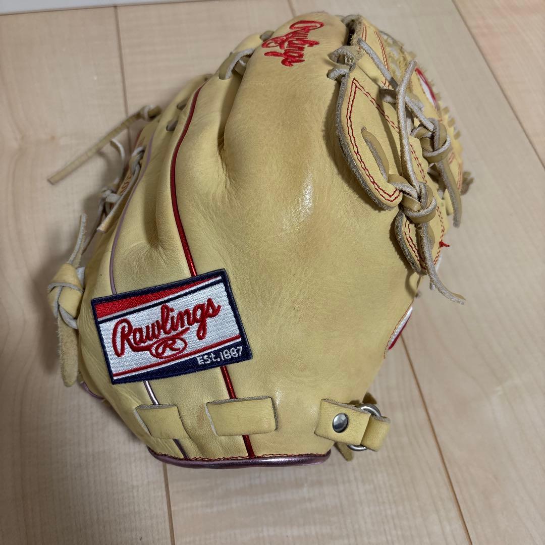 ローリングス軟式投手用グローブ