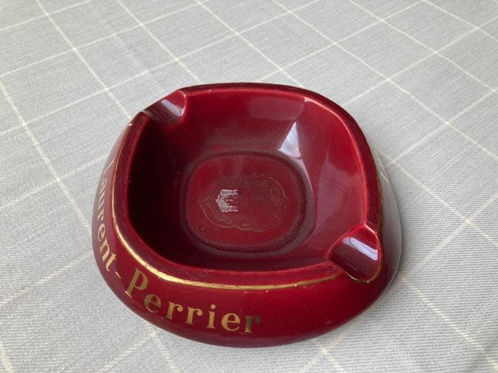 アンティーク　アッシュトレイ　Laurent-Perrier