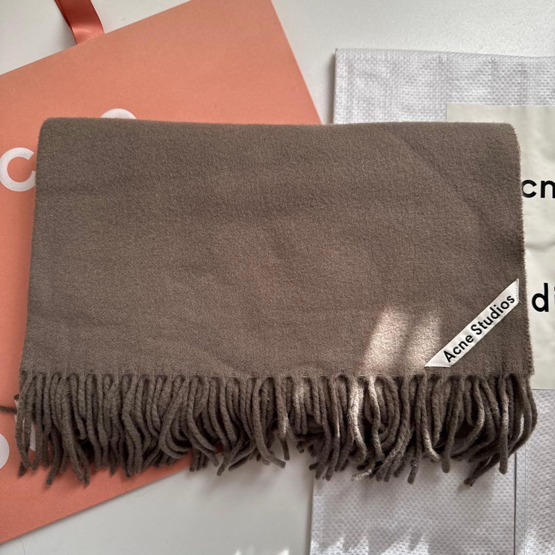 新品 Acne Studios アクネ 大判 ストール マフラー　トープ