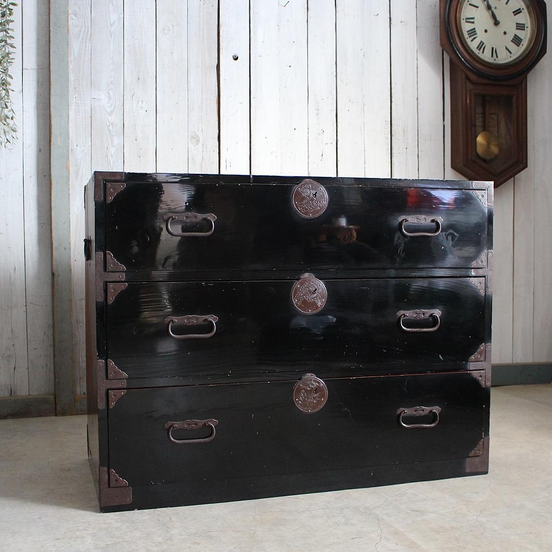 綺麗な丸金具庄内箪笥　3段　中桐　タンス　収納　古家具　古民家　時代家具