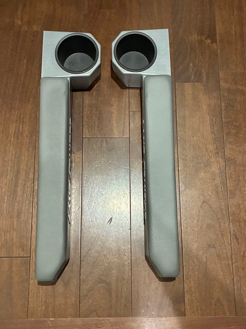 ランクル70アームレスト　grj76