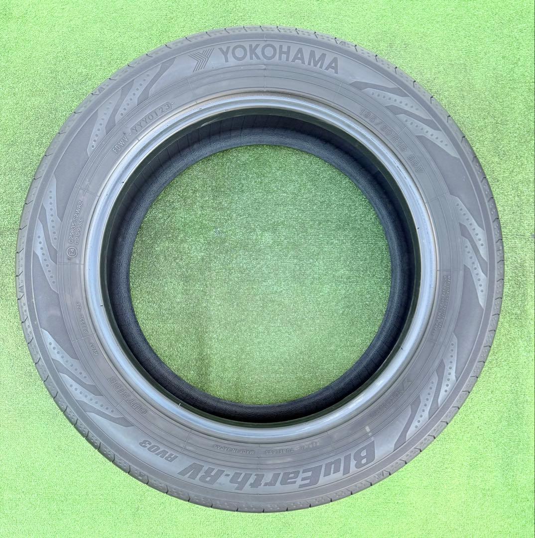 ヨコハマ ブルーアース rv-03．195/60R16.23年製．4本　セット