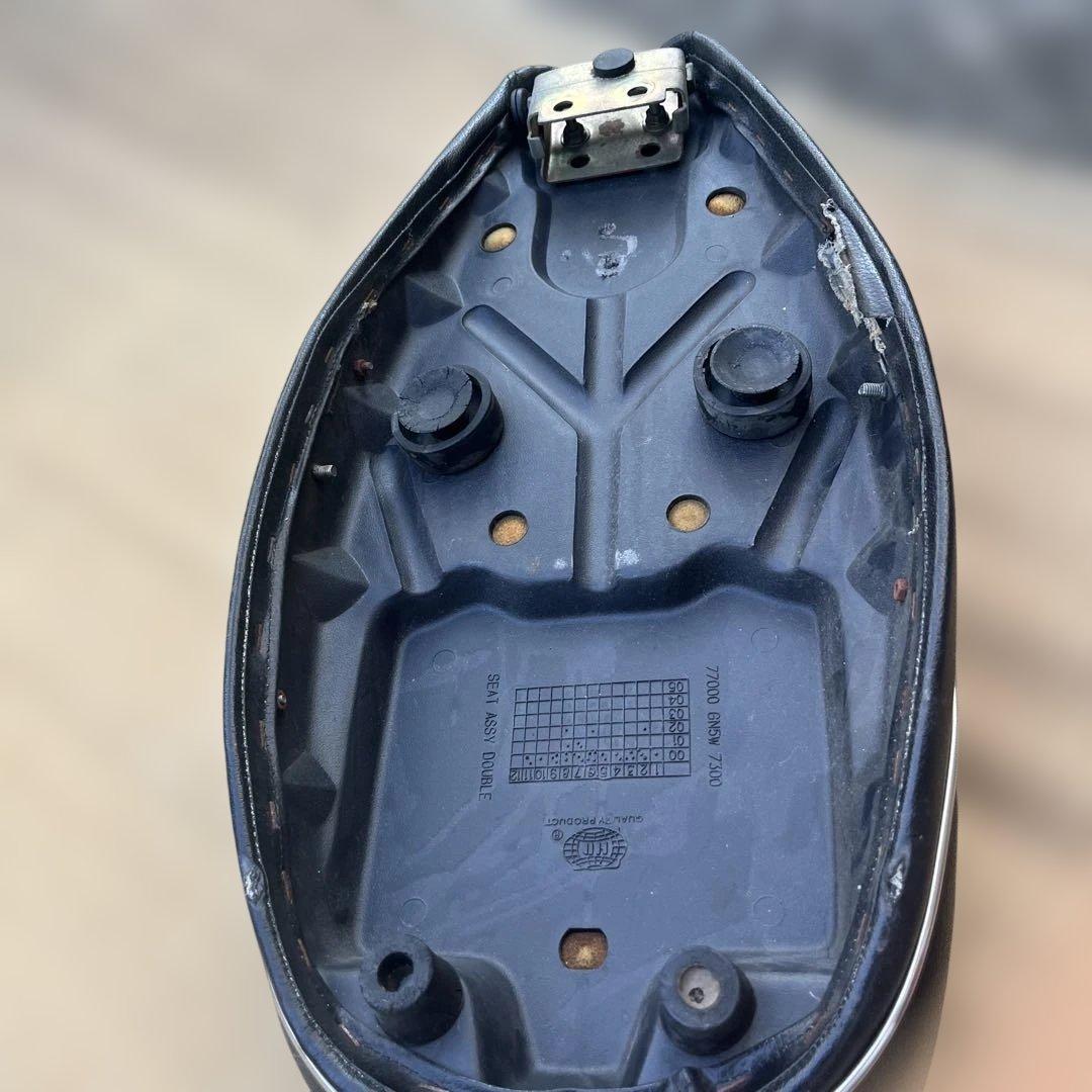 ホンダ　リトルカブ　シート